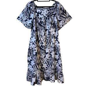 CW Classics Navy Blue White Floral Square Neck Shift Dress